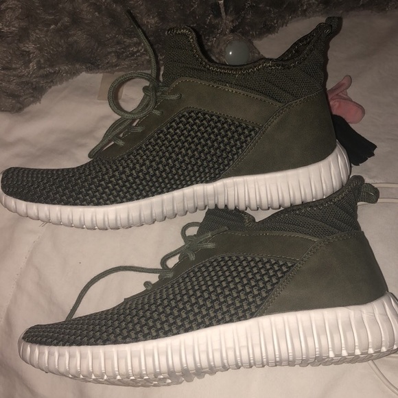 louis vuitton archlight sneakers